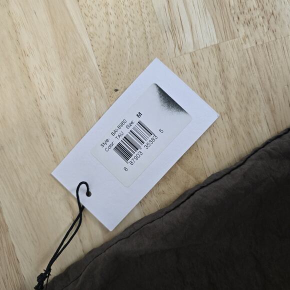 NWT Bailey 44 Halter Top Womens Medium Taupe Keyhole Lightweight Crinkle Tank - Picture 6 of 11